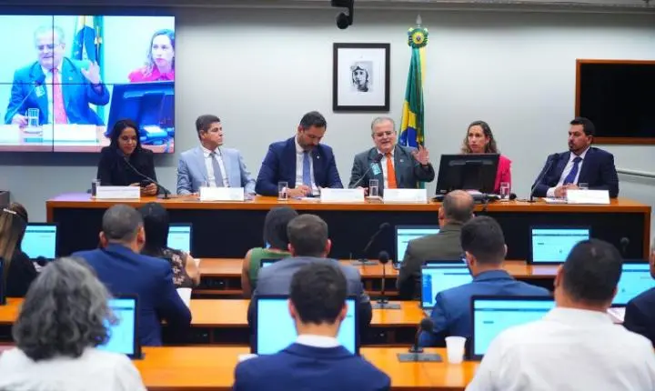 Debatedores pedem que STF garanta auxílio a vítimas de Brumadinho
